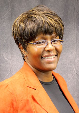 Headshot of Rochelle Perry